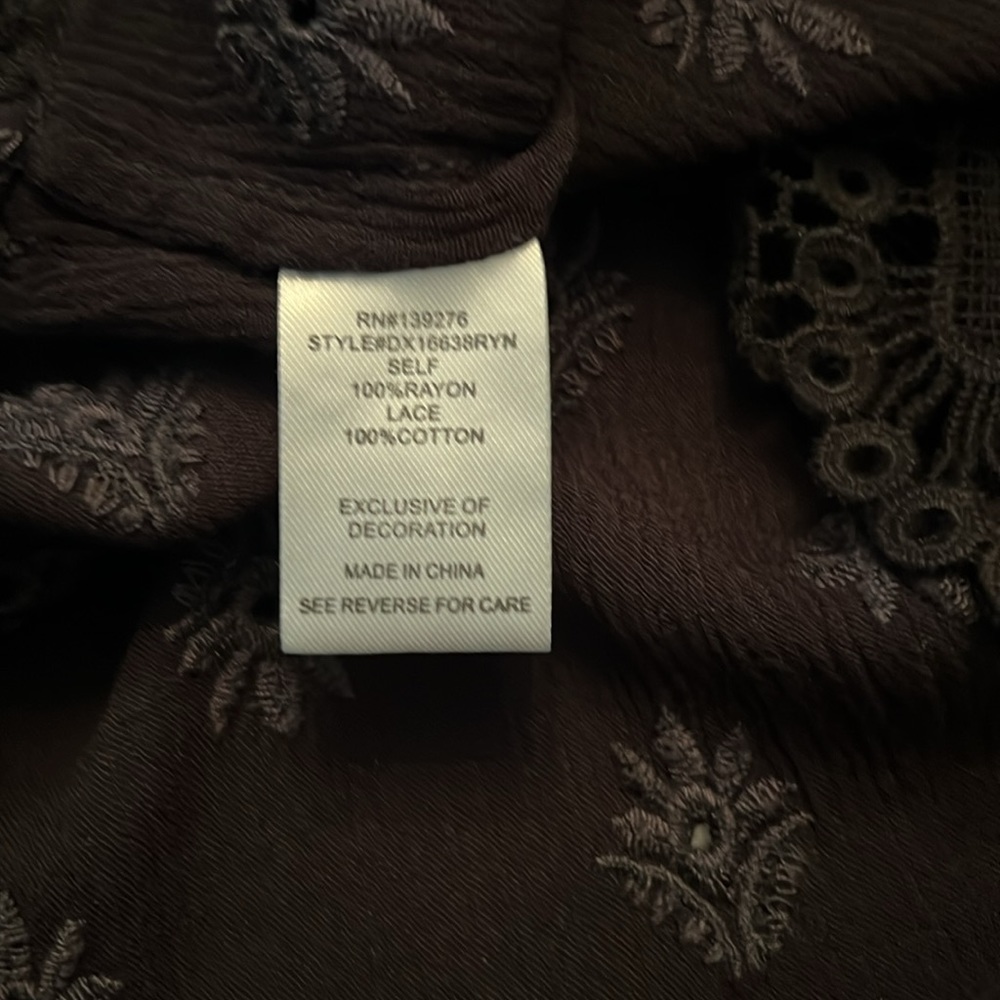 4” wide lace on eyelet gauze type fabric - Picture 6 of 7